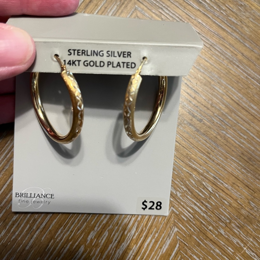 Brilliance 14k Gold Plated Sterling Silver Diamond Cut Satin Finish Tube